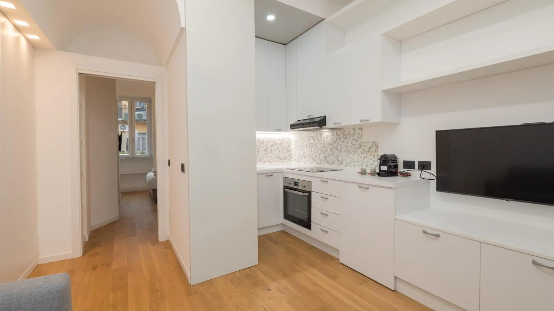 Isola-Garibaldi Newly Renovated 1 Bedroom By Rentopolis Milano