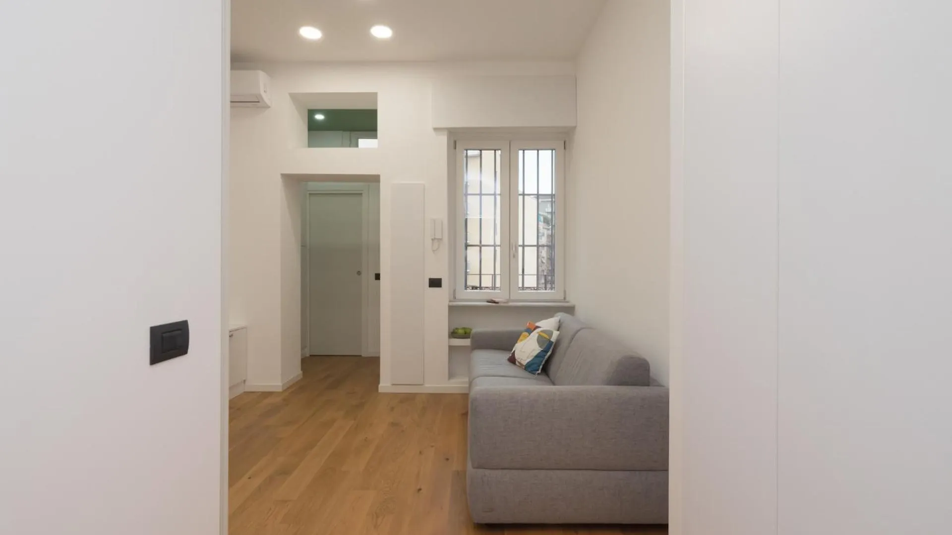 Appartamento Isola-Garibaldi Newly Renovated 1 Bedroom By Rentopolis Milano Italia